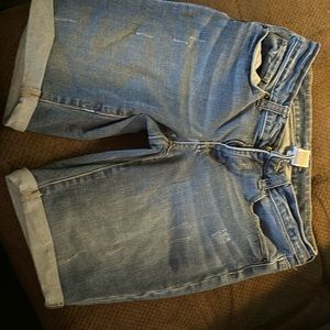 Mid rise shorts